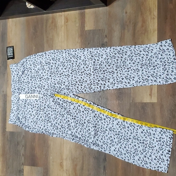 Ganni eco friendly light wide leg pocketed periwinkle floral pants - Picture 1 of 11